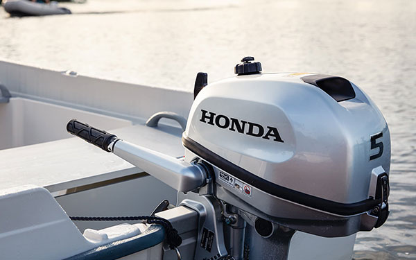 Nettoyage et entretien de votre moteur hors-bord